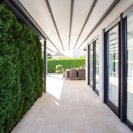 Luxury City Villa Трогир Екстериор снимка