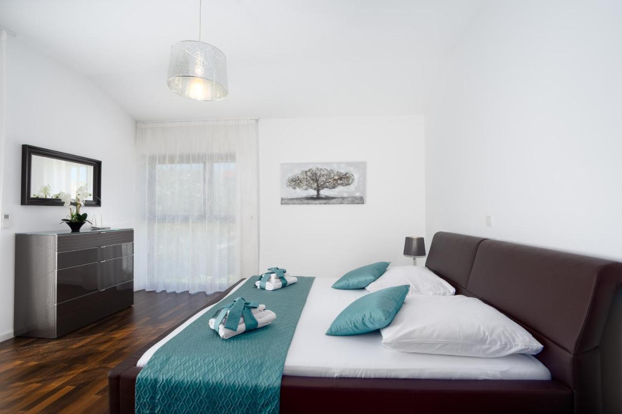 Luxury City Villa Трогир Екстериор снимка